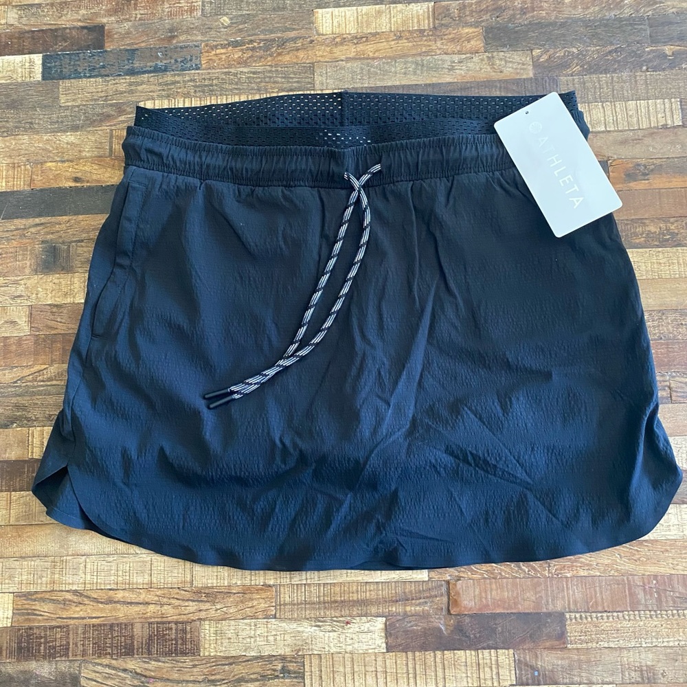 Black Athleta Crest  Skort